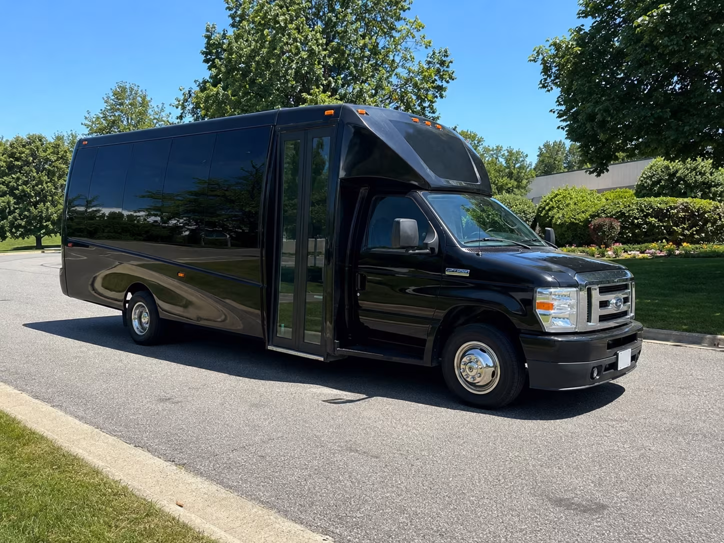 bachelorette and birthday party buses in vallejo
